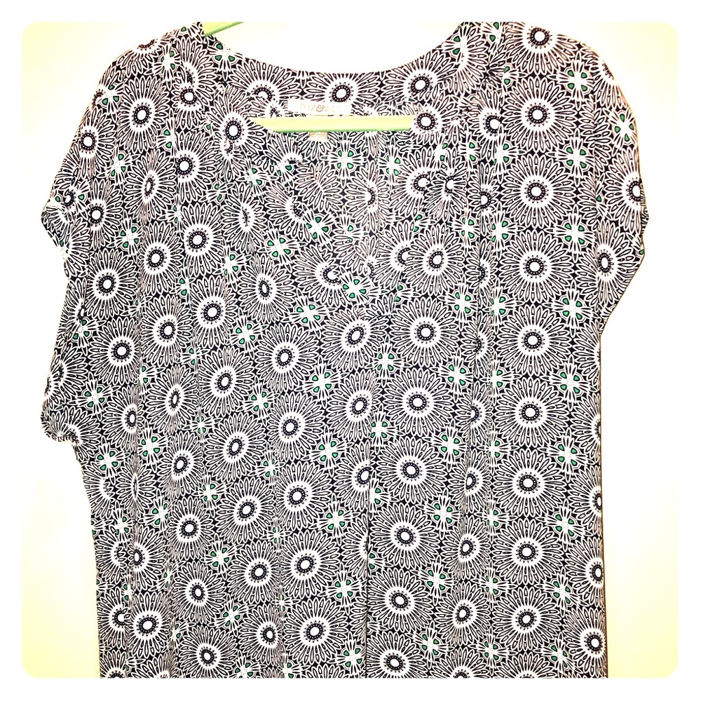Sleeveless blouse